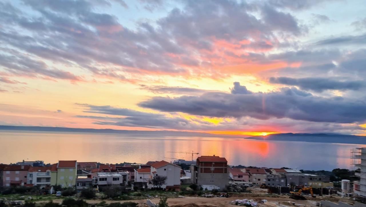 Apartment Ivona With Beautiful Seaview Makarska Ngoại thất bức ảnh