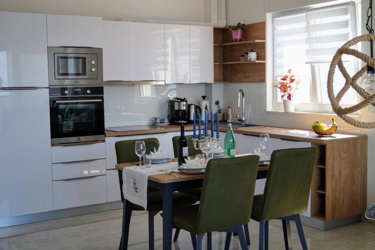 Apartment Ivona With Beautiful Seaview Makarska Ngoại thất bức ảnh